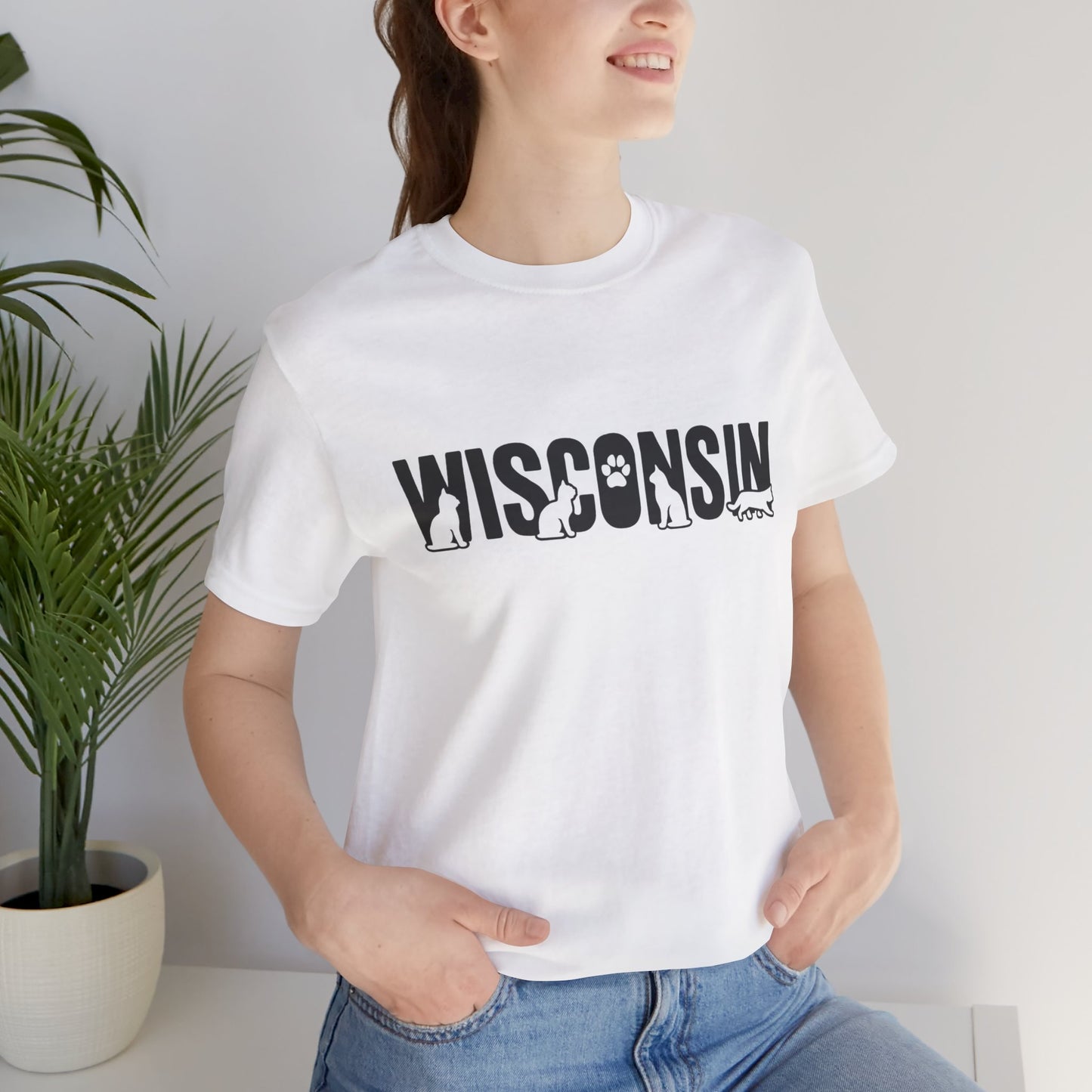 Wisconsin cat letters Unisex Jersey Short Sleeve Tee