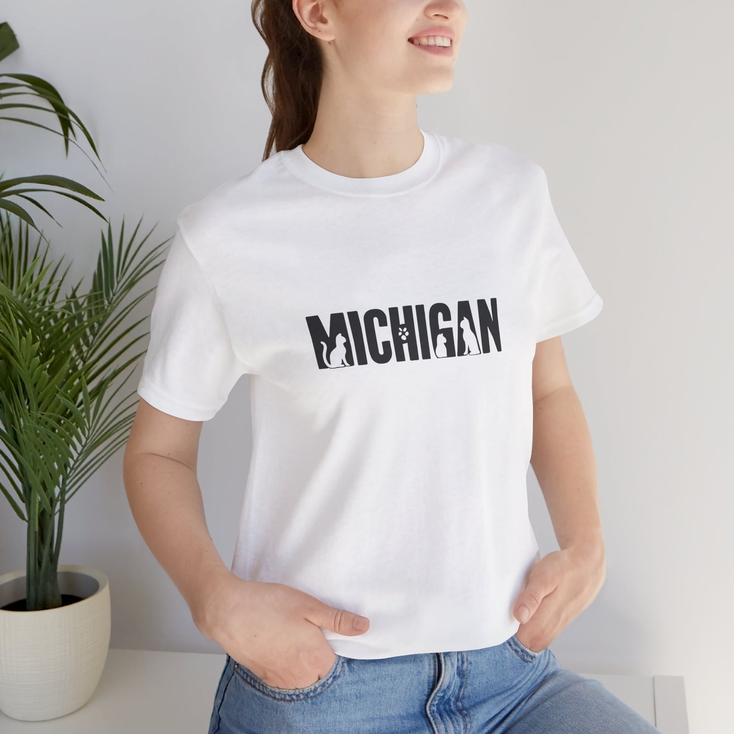 Michigan cat letters Unisex Jersey Short Sleeve Tee