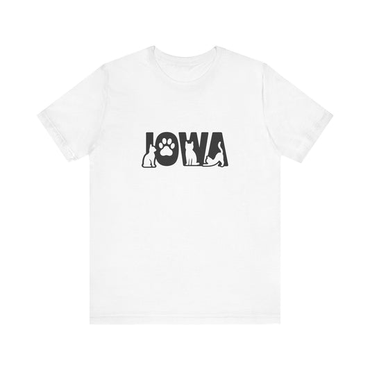 Iowa cat letters Unisex Jersey Short Sleeve Tee